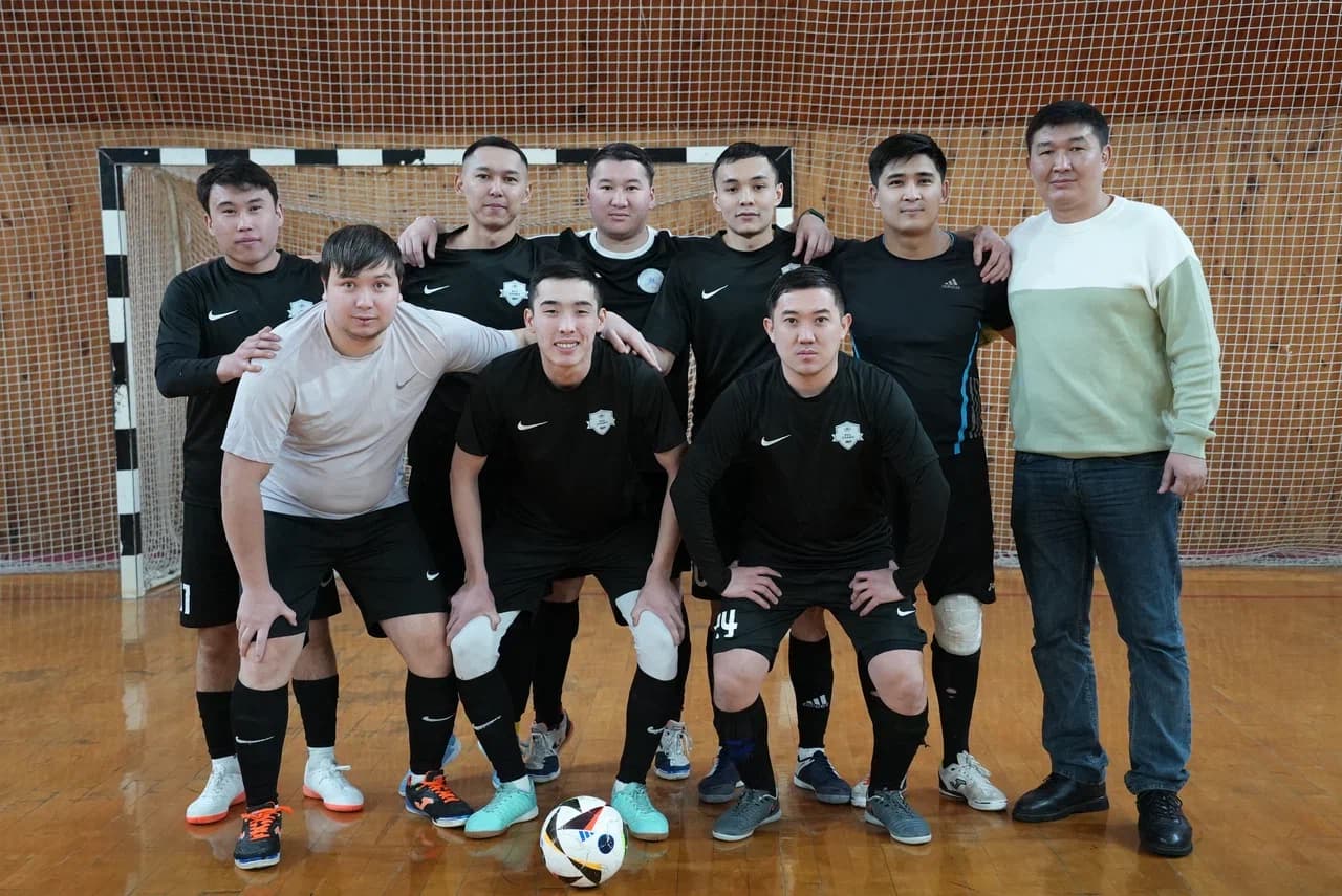 12 туров позади - борьба за топ-3 обостряется