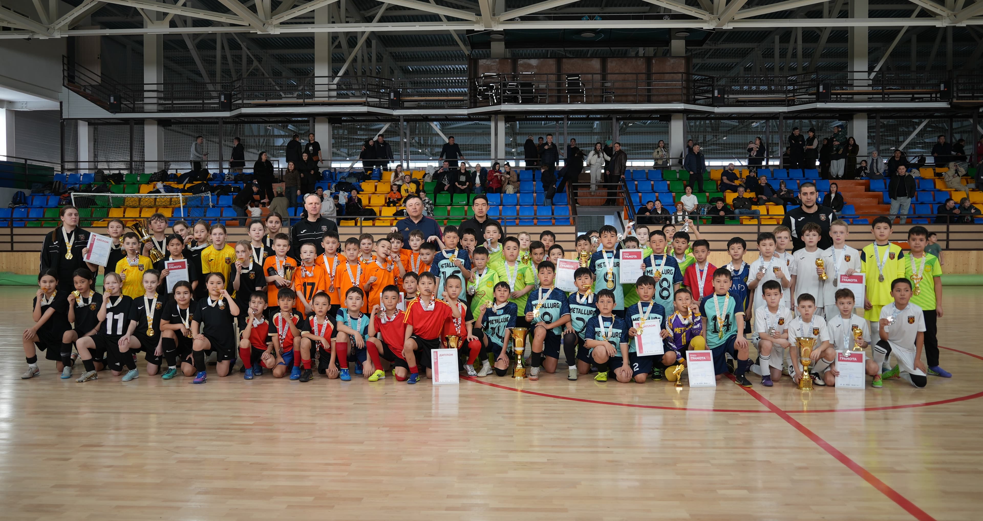 FREEDOM – NAURYZ CUP 2026: в Караганде прошёл турнир юных футболистов